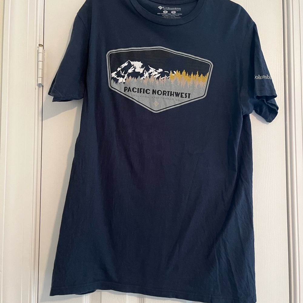 Columbia Mens T-shirt